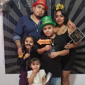 Meet your Posher, Nicky